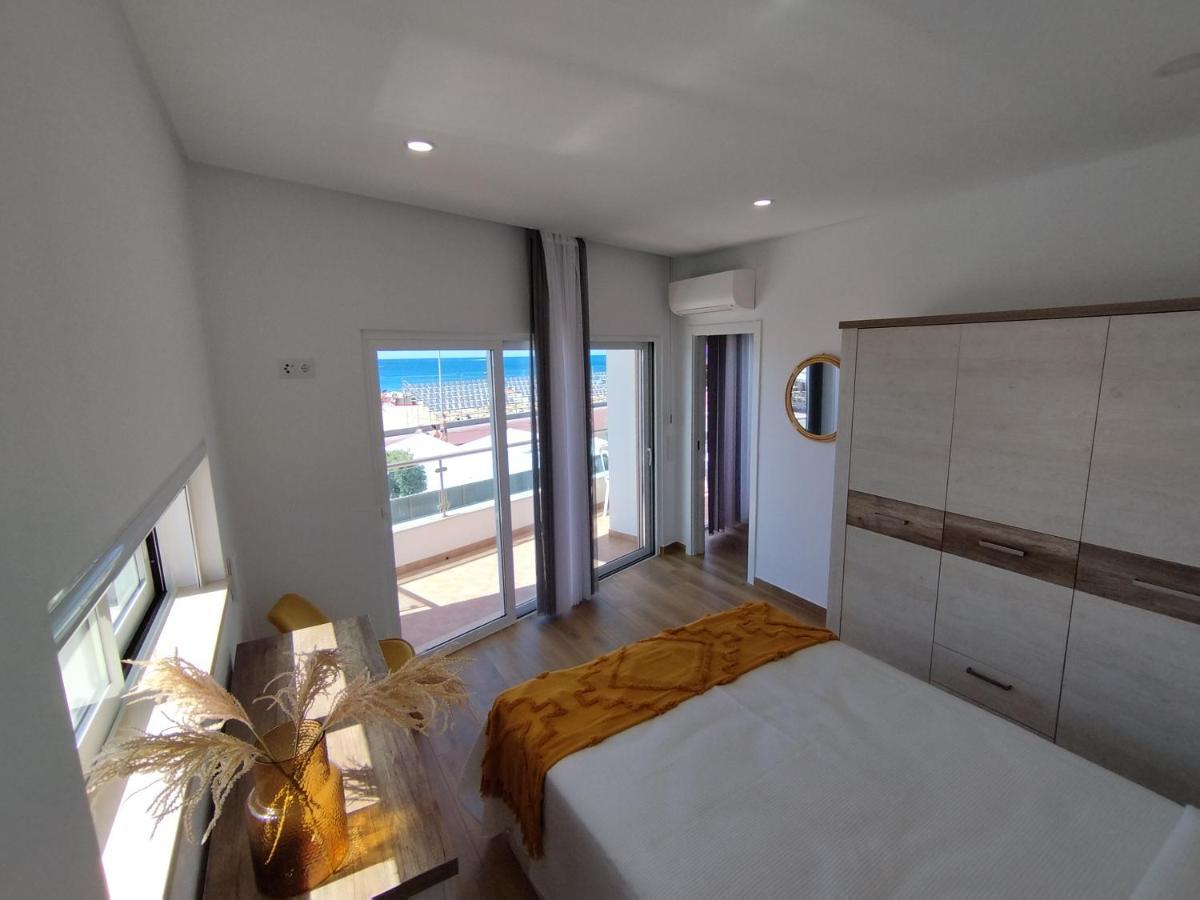 T2 - Praia Pescadores Frente Mar - Casas & Papeis Armação de Pêra Exteriör bild